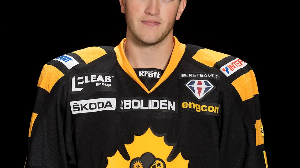Sebastian Selin byter återigen klubb. 