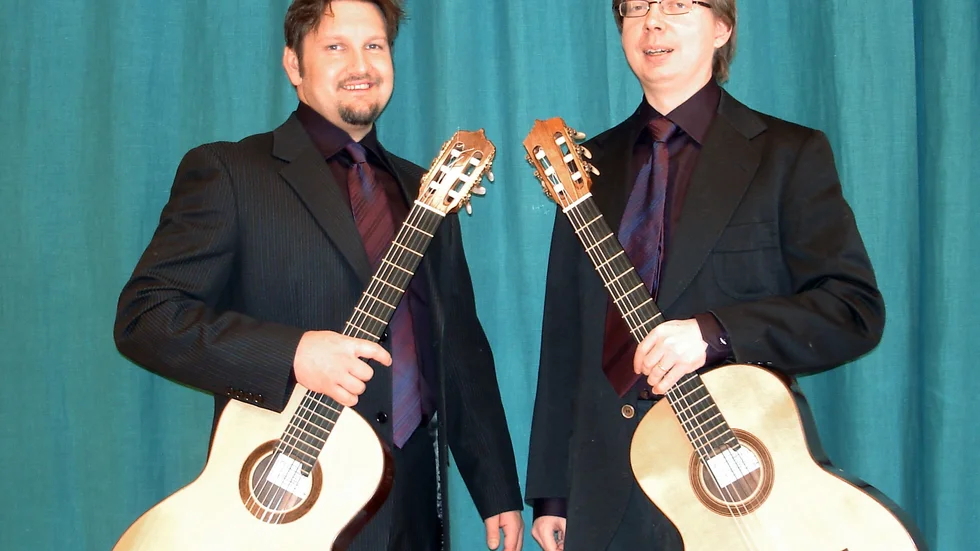 Duo Favoloso. Har i år spelat 15 år tillsammans.