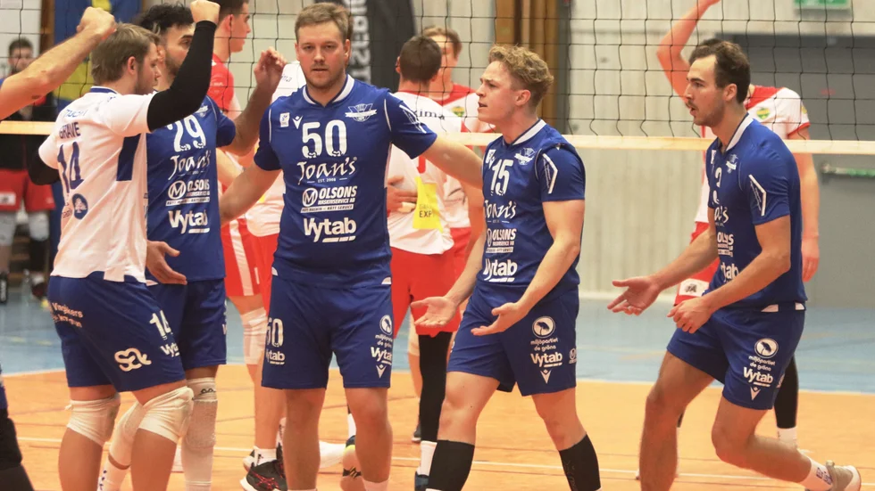 Vingåkers VK förlorade med 3-0 mot Floby i sista omgången. 