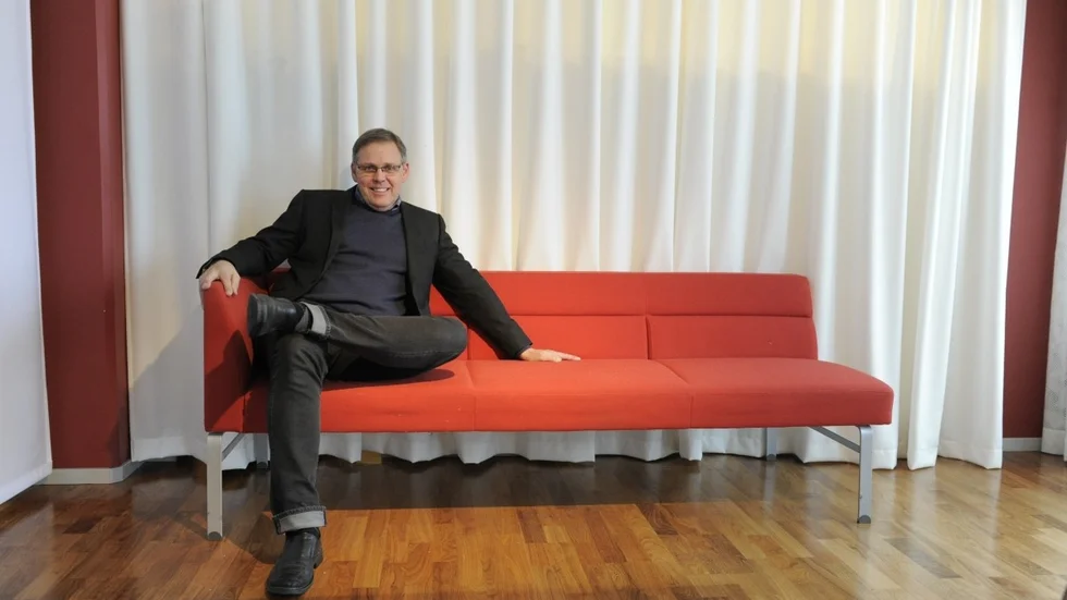 Näringslivschefen Bengt Ivansson berättar att vinnaren får stöttning från sina sponsorer. Till exempel ställer Polaris upp med kontor och PWC med ekonomisk rådgivning. Arkivbild: Roine Sandlén