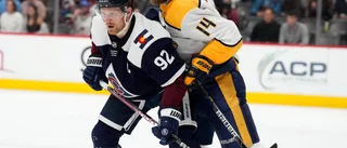 Blodigt svenskbråk i NHL i natt
