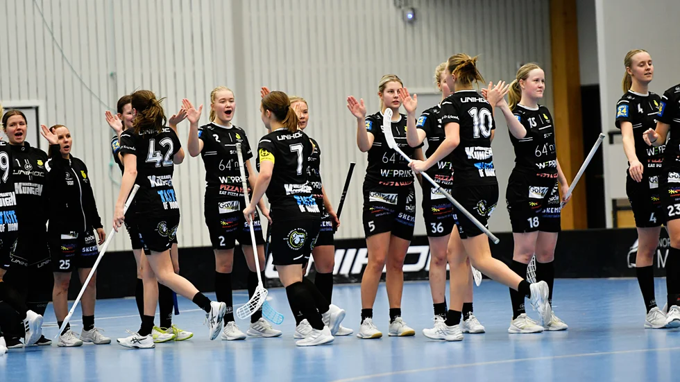 Gamla Stan tog säsongens andra trepoängare efter att ha besegrat Luleå med 3–5.