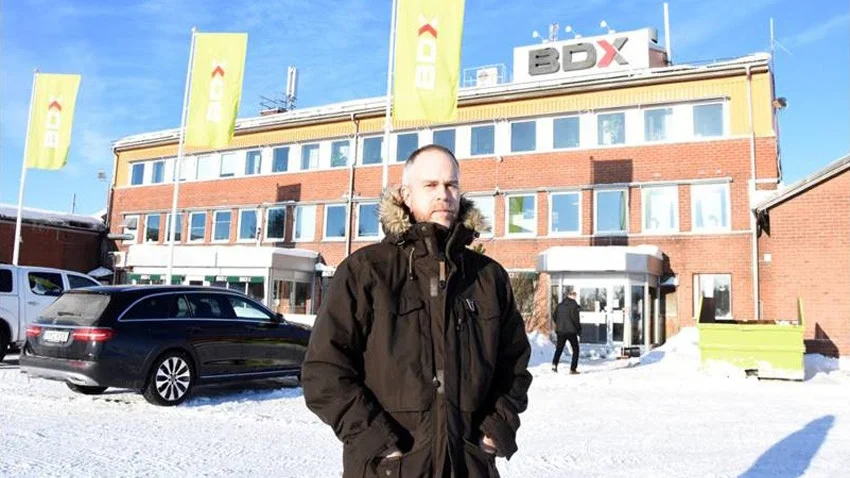 "Det är inte hållbart att vi ska stå för den här merkostnaden" säger Fredrik Palmquist, kommunikationschef BDX, om avtalsmodellen som Luleå kommun använder sig av. 