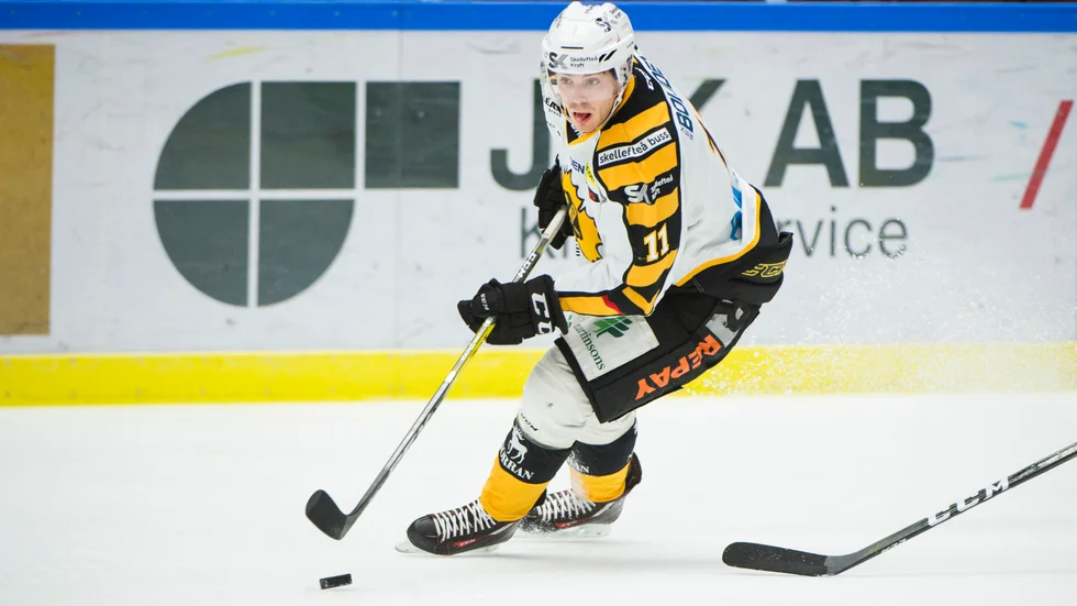 En assist. Henrik Hetta tillbaka i Malmö som segrare. Foto: Emil Langvad/TT.