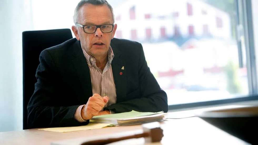 Åke Svensson har tidigare sagt att den nya, politiska organisationen inte skulle kosta mer pengar, men det kommer den att göra.