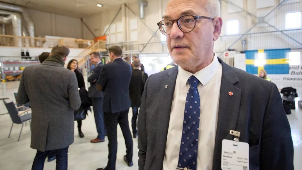Vårdekonomi. En 15 år gammal utredning som pekar på de merkostnader som Gotland har inom sjukvården, på grund av ö-läget, har dammats av. Nu vill Björn Jansson ha möte med sjukvårdsministern för att diskutera ekonomisk kompensation från staten.