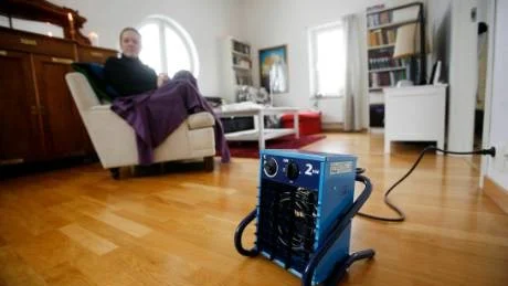 Ersättning. De boende har fått en ersättningsfläkt så länge värmen är borta och Gotlandshem betalar även elen sålänge.