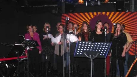<7GT_Bildrubrik>starkt</7GT_Bildrubrik>. Capella Gotlandica gjorde två starka låtar av Jimi Hendrix på Jazzklubben.