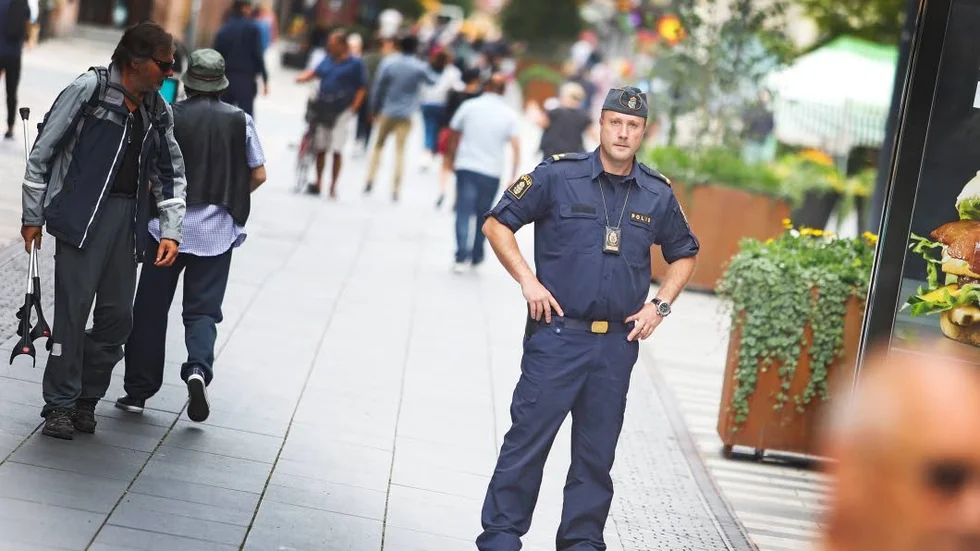 Den första augusti blir det tillståndskrav på penninginsamling.