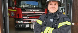 När larmet går sticker Joel från jobbet