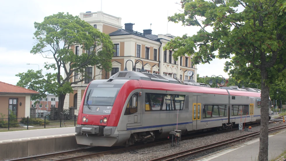 Insändarskribenten lyfter information om regeringens satsningar på infrastrukten, som finns att läsa på Trafikverkets hemsida.