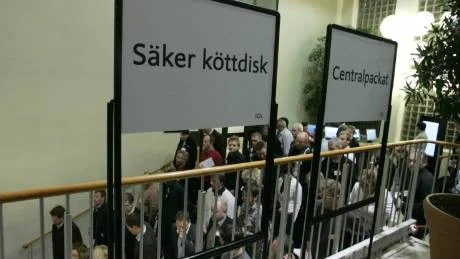 I tisdags var ICA-handlare kallade till Stockholm med anledning av fuskavslöjandet. Drygt 1 000 handlare räknade man in som närvarande. Foto: Bertil Ericson/Scanpix