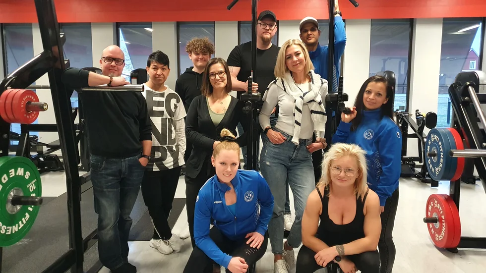 Daniel Albertsson, Samir Yaqoobi, Assar Roos Simonsson, Linda Pettersson, Mikael Hedblom, Erika Lindell, Jens Karlsson, Åsa Lindh, Lucia Brandt och Cecilia Albertsson ingår i gymsektionen.