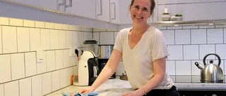Företaget hon jobbade på upphörde – då startade Motalatjejen eget: "Jag fattar nog inte riktigt vad som hände"