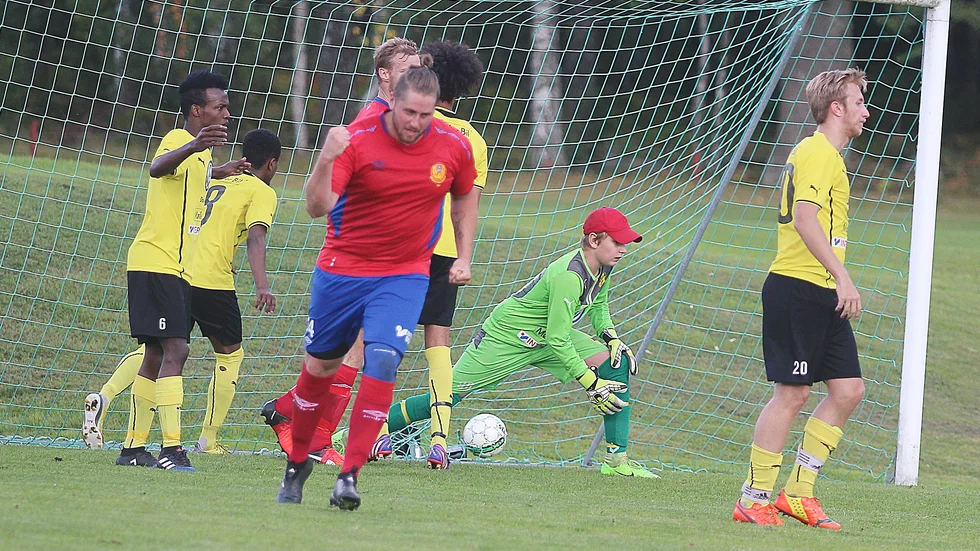 Emil Hultin gav Högsjö ledningen i gruppfinalen i DM mot IK Tun.