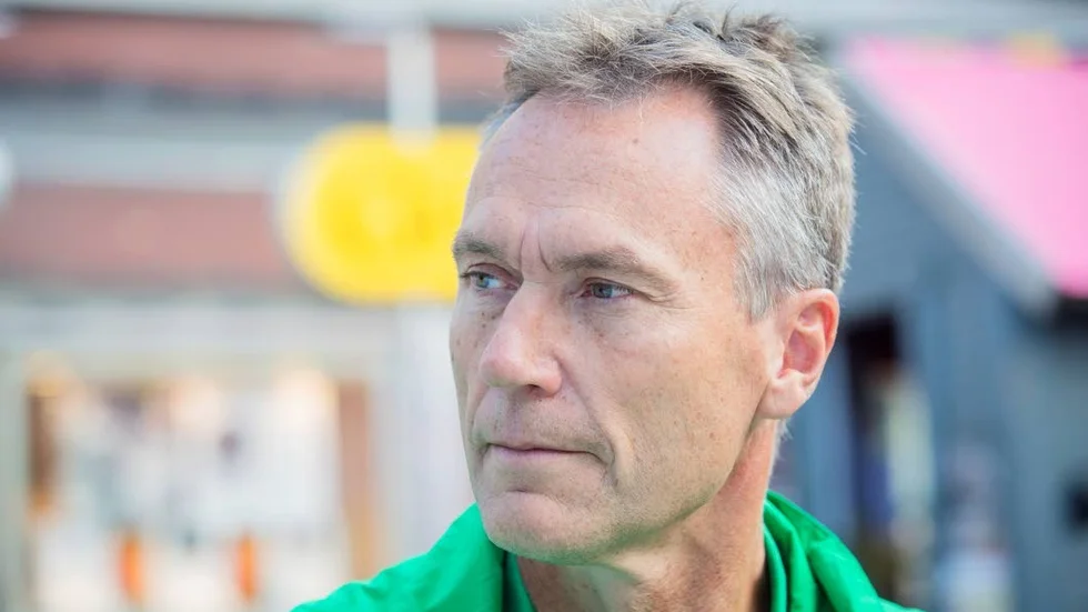 Lars Thomsson (C) väcker frågan om tillväxtmiljonerna i en fråga till finansminister Magdalena Andersson.