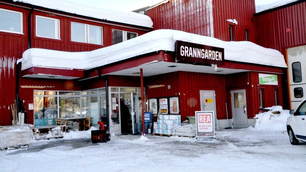 Stänger. Den 2 april är det sista dagen för Granngården i Gällivare. Butikskedjan menar att de inte erbjudsits likvärdiga lokaler, kommunen säger att de erbjudit de lokaler som finns.