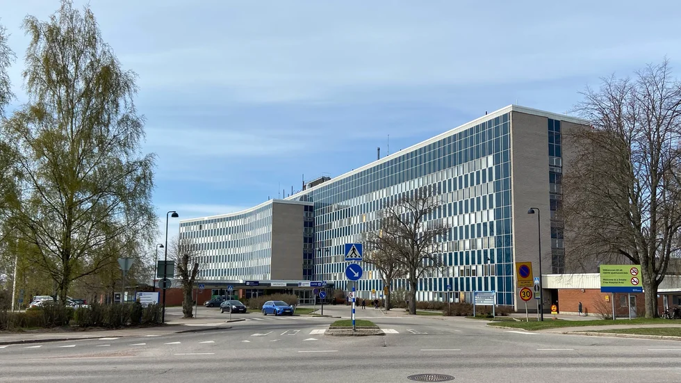 Region Östergötland förlänger avtalet med sjukvårdsföretaget Capio i ytterligare två år.
