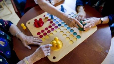 Ökat behov av äldreomsorg och fler förskolebarn gör att regionen måste skära i välfärden.