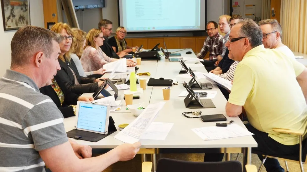 ENIG NÄMND. Politikerna är överens om att det behövs mer istider i Kalix, och att allmänhetens åkning ska prioriteras vid den nya isbanan.