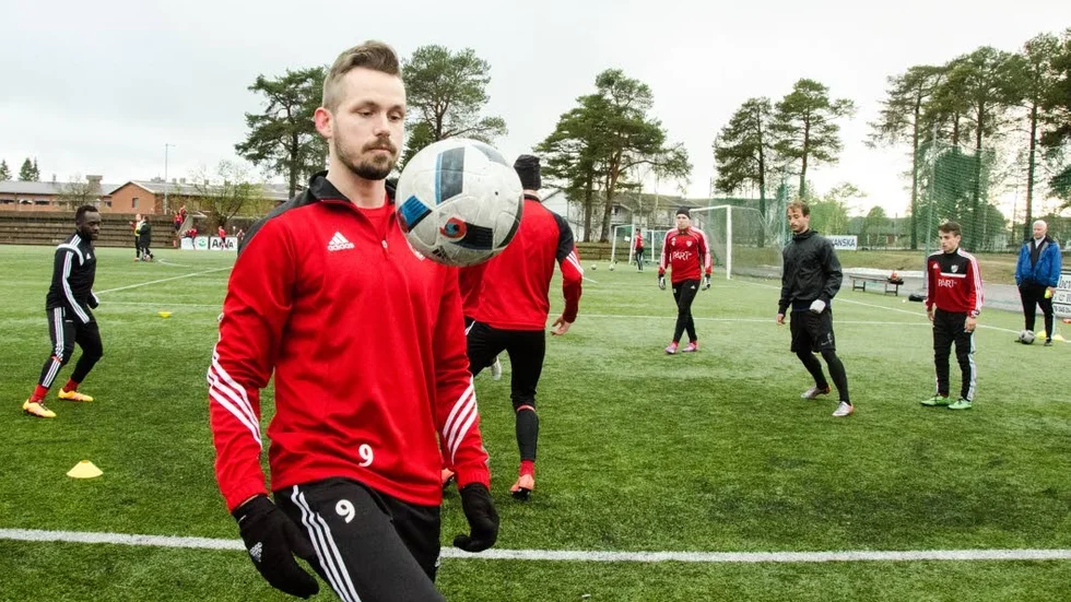 Mattias Nilsson satte enda och avgörande målet mot Sandvik.