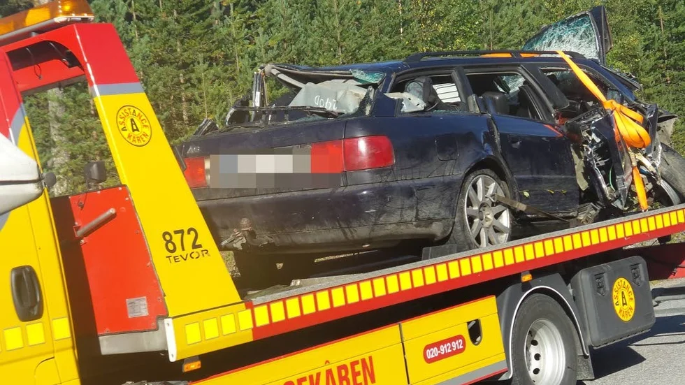 Det var i augusti 2016 som en ung kvinna omkom i en trafikolycka utanför Råneå. Nu är en 33-årig man åtalad för grovt vållande till annans död och grovt vållande till kroppsskada.