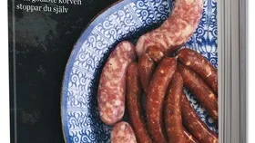 Perfekt till jul. Att göra egen korv är lika hett som att baka surdegsbröd.
