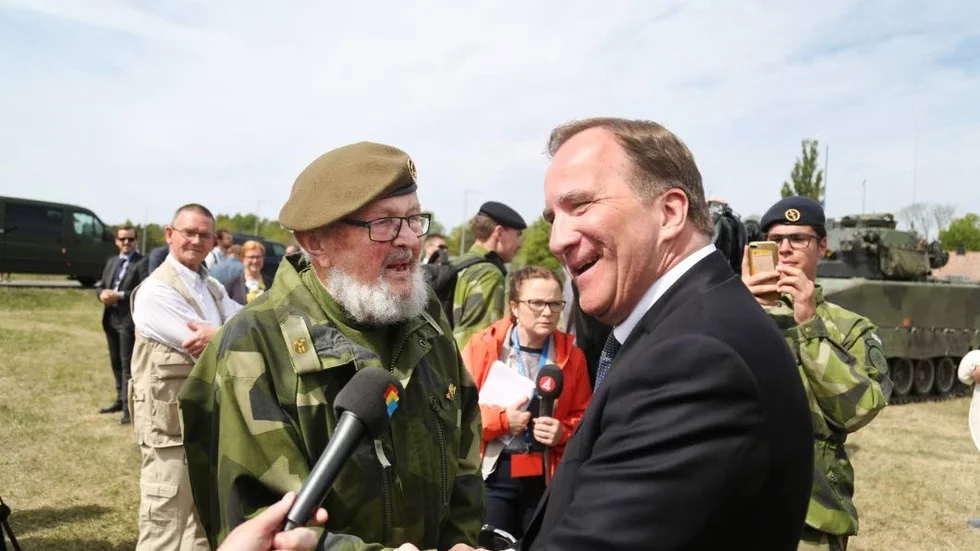 Stefan Löfven tackade Karl-Axel Virgin för hans insats inom hemvärnet.