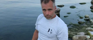 Hjälper oljeskadad fågel