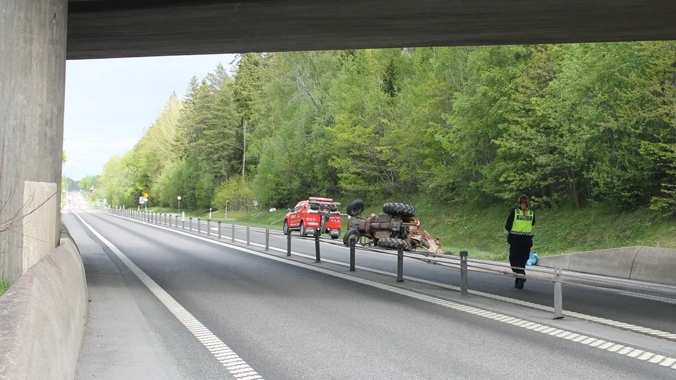 Föraren som körde på en man i en veterantraktor i maj i fjol döms för vållande till kroppsskada.