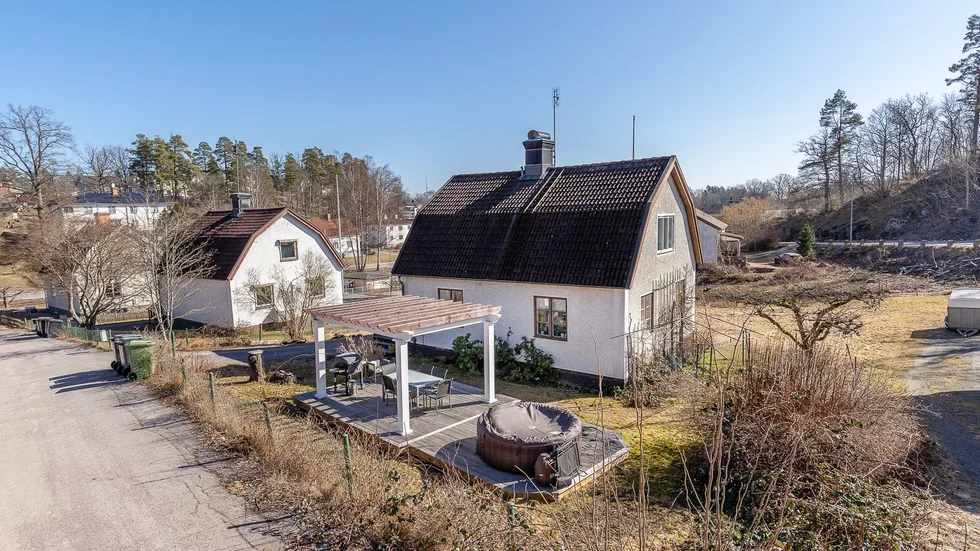 Pionjärvägen 5, Överum