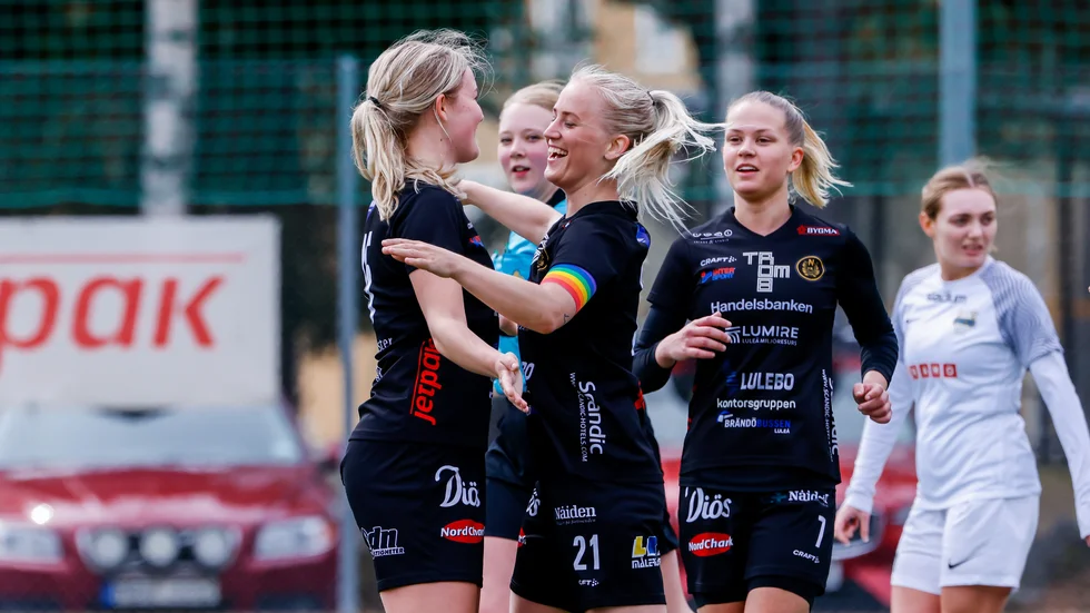 Notvikens IK DFF jagar viktiga poäng i toppmötet mot Sunnanå på bortaplan under lördagen.