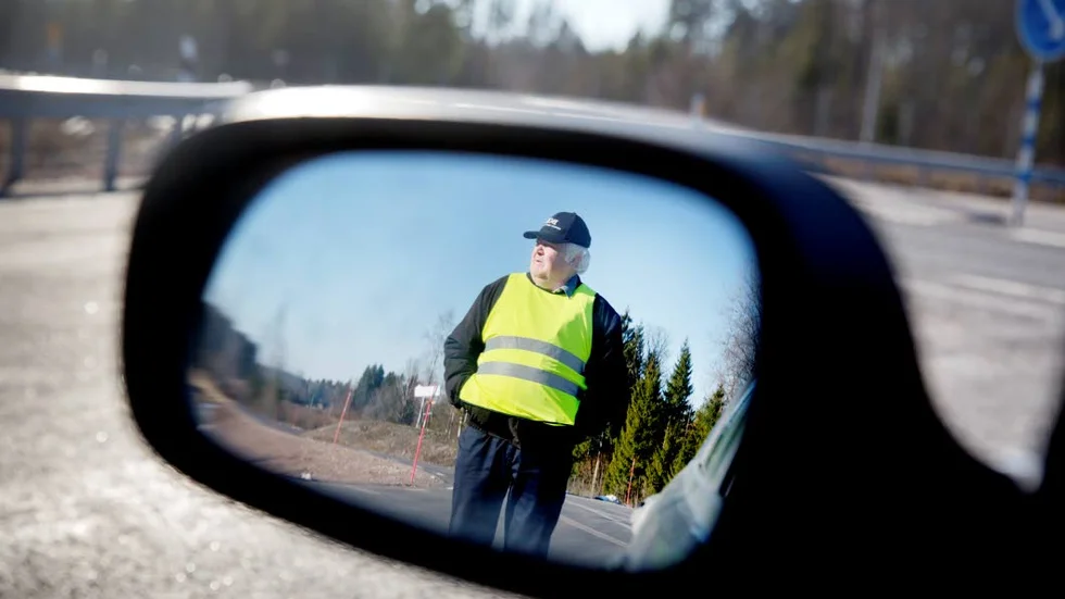Olycksrisk. Håkan Blomsten  skulle hellre vilja ha en rondell i stället för dagens korsning vid Gamla Gränome vägskäl längs väg 288. Hans vägföreninge har med två andra påtalat den stora olycksrisken för Trafikverket.