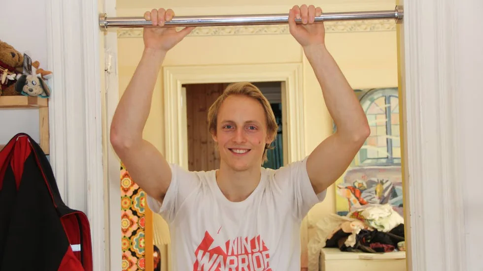 André Sihm Ninja Warrior från Knivsta som brinner för parkour och är parkourinstruktör i Uppsala.