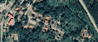 Nya ägare till stor villa i Söderfors - 1 300 000 kronor blev priset