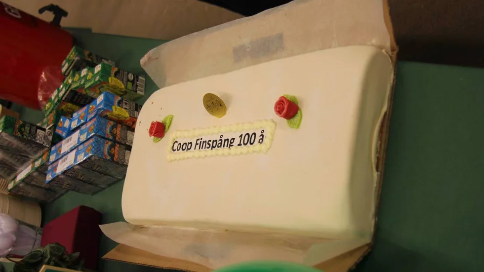 Bakverk. Coop Finspång fyller 100 år.