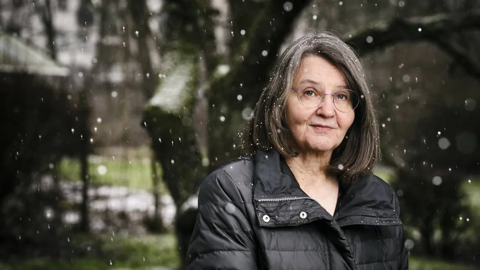 Eva Ström är bokaktuell med "Rakkniven" - en romanfantasi om Julies levnadsöde några timmar efter Strindbergs drama "Fröken Julie".