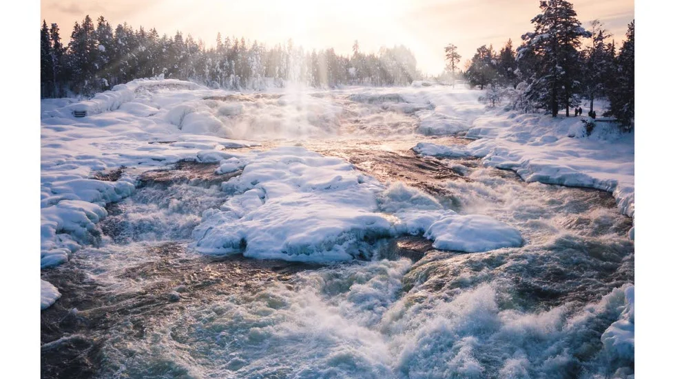 Den andra bilden från Norrbotten är tagen i Storforsen.