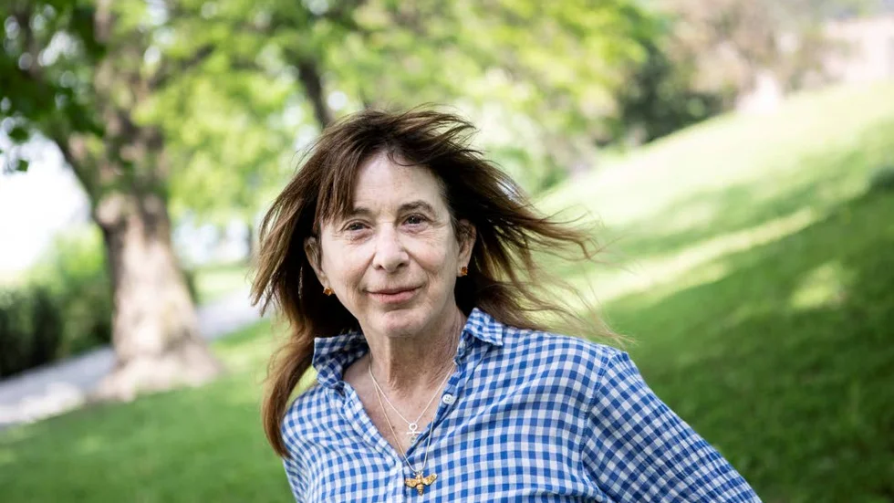 Chris Kraus är en amerikanska författare och filmskapare. Hennes debut "I love Dick" anses vara ett feministiskt mästerverk.