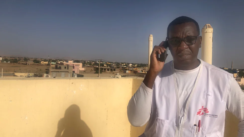 Cyrus Paye som är koordinator för Läkares utan gränsers insatser i al-Fashir i Darfur.