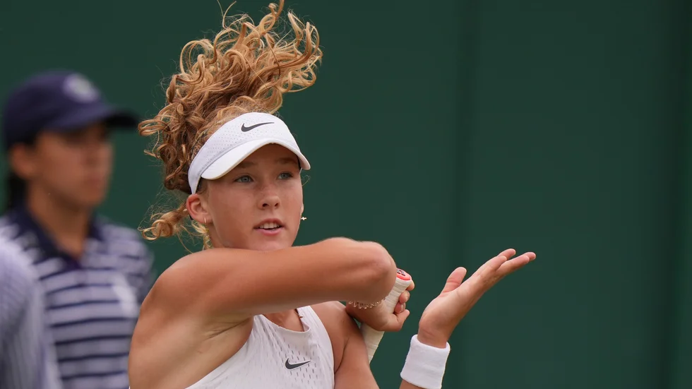 Ryska tennistalangen Mirra Andrejeva.