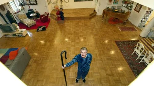 En jamsig bildidé om konstnären själv får bestämma. herdestaven är en av få prylar som hittats från de fornstora dagarna. Bild: JARL ASKLUND
