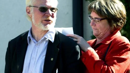 -- 11 000 kvadratmeter Ã¤r ytan dÃ¤rinne. Lars Bergman, planeringscef vidKriminalvÃ¥rdsstyrelsen, gergeneraldirektÃ¶r Lena HÃ¤ll ErikssonnÃ¥gra sista fakta infÃ¶r mÃ¥ndagensinvigningstal.