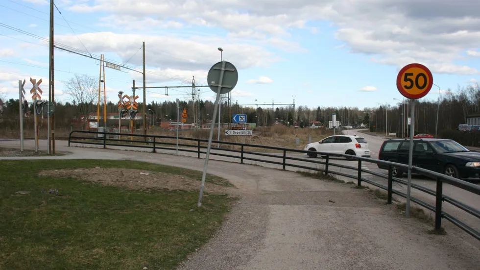 Plankorsningen i Morgongåva är stökig – inte minst vid pendlingstiderna.