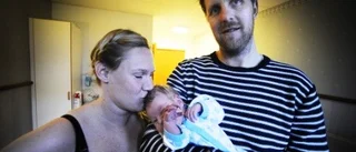 Liten flicka först ut 2012