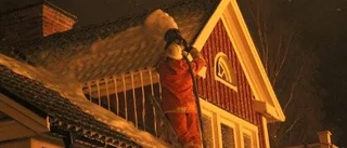 Stor brand bröt ut i ladugårdar