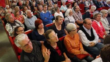 Det var en nästan fullsatt Marieborgskyrka när det var konsertgala för Världens barn. Foto: Anders Steiner