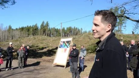 Fredrik Hellgerfn, Stora Enso Bioenergi hörde till föreläsarna på Hushållningssällskapets temadag om energi från skogen som startade på Gamlebygymnasiet. Foto: Hans Brandin