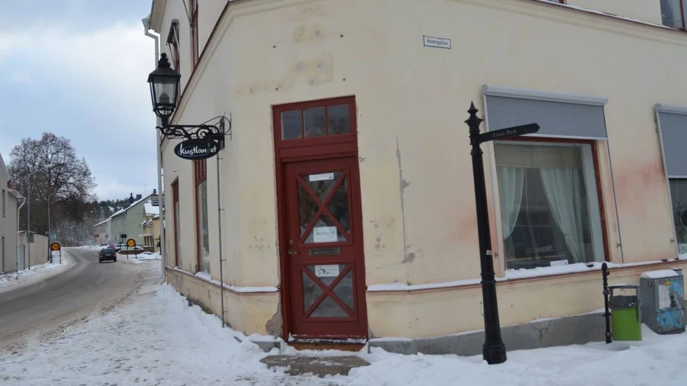 Kustlandet har sitt kontor vid Gamla torget i Gamleby.