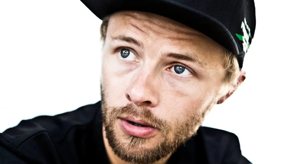 VILA. Jonas Davidsson måste vila två veckor på grund av den axelskada han ådrog sig i Ryssland